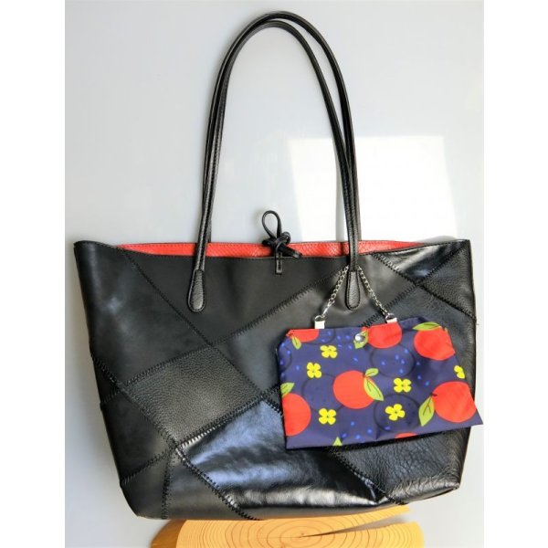 画像9: マスクぽーち　撥水加工生地　軽い　至れり尽くせり　マスク生活を楽しもう　簡単に消毒できる！ (9)