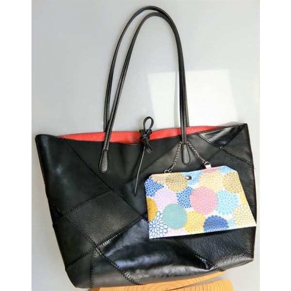 画像9: マスクぽーち　撥水加工生地　軽い　至れり尽くせり　マスク生活を楽しもう　簡単に消毒できる！ (9)