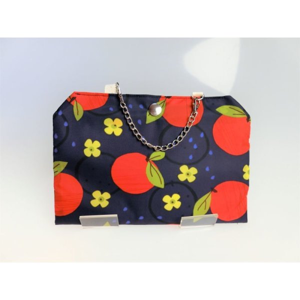 画像6: マスクぽーち　撥水加工生地　軽い　至れり尽くせり　マスク生活を楽しもう　簡単に消毒できる！ (6)