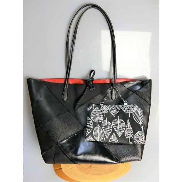 画像9: マスクぽーち　撥水加工生地　軽い　至れり尽くせり　マスク生活を楽しもう　簡単に消毒できる！ (9)