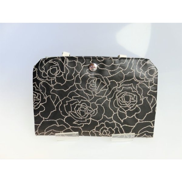 画像7: マスクぽーち　撥水加工生地　軽い　至れり尽くせり　マスク生活を楽しもう　簡単に消毒できる！ (7)