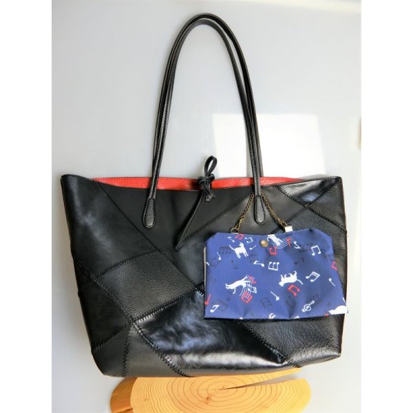 画像11: マスクぽーち　撥水加工生地　軽い　至れり尽くせり　マスク生活を楽しもう　簡単に消毒できる！ (11)