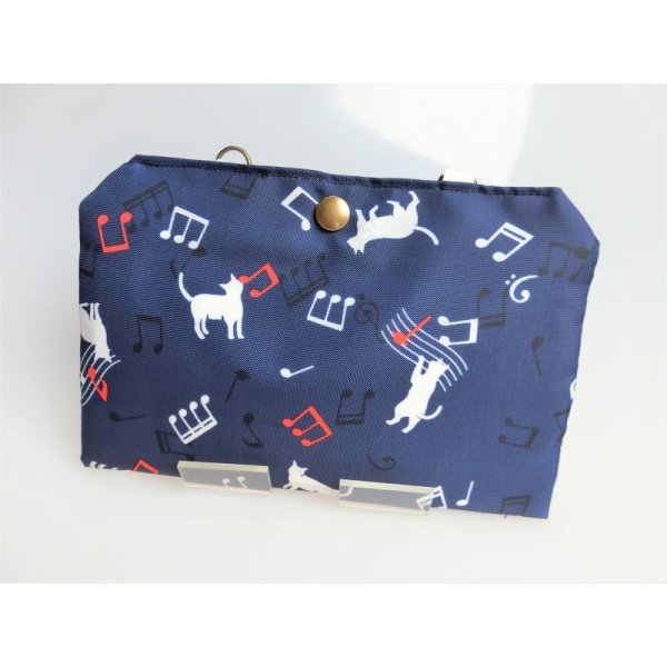 画像7: マスクぽーち　撥水加工生地　軽い　至れり尽くせり　マスク生活を楽しもう　簡単に消毒できる！ (7)