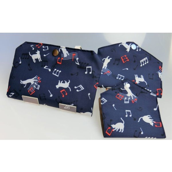 画像8: マスクぽーち　撥水加工生地　軽い　至れり尽くせり　マスク生活を楽しもう　簡単に消毒できる！ (8)